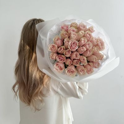 Букет из 35 нежно-розовых роз