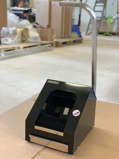 mashinka-dlya-chistki-podoshvy-ehko-komfort-lajt