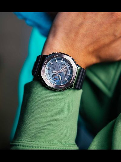 Часы Casio G-Shock GBM-2100A-1A3
