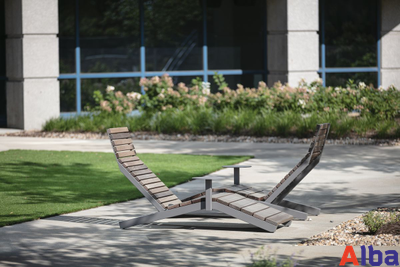 шезлонг уличный стальной