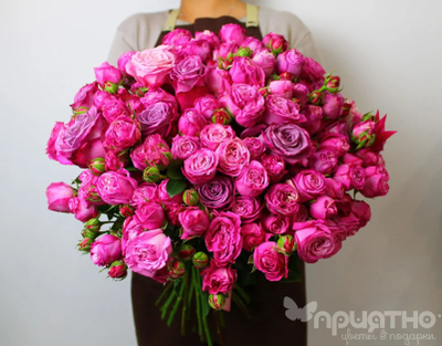 БУКЕТ ЦВЕТОВ НА ВКУС ФЛОРИСТА 15000р.