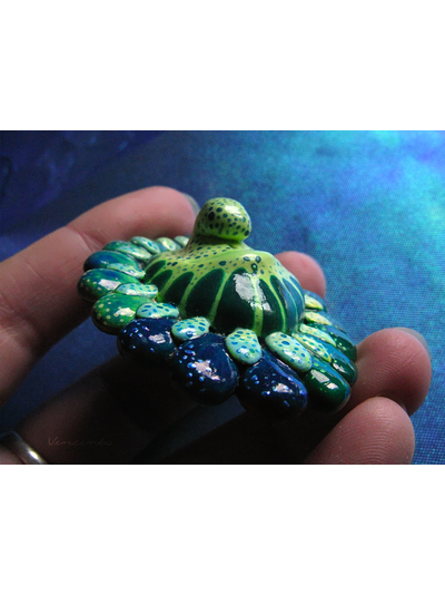 Мордонос из Сада Чудес. Необычная брошь-цветок из термоглины