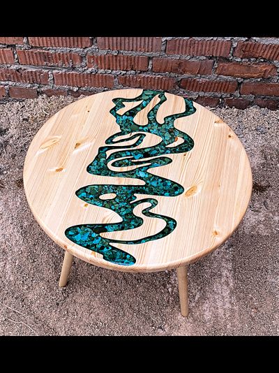 стол журнальный с рекой из эпоксидной смолы "Амазонка"