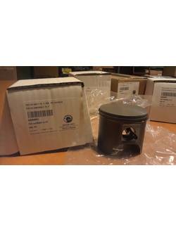 Поршень (+0.25 мм) оригинал BRP 420889051 для BRP LYNX/Ski-Doo Rotax 552F (2003-) (Piston Ass'y 76.11 mm, 1st Oversize)