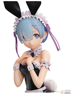 Фигурка 1/4 Рем (Rem Bare Leg Bunny Ver.)
