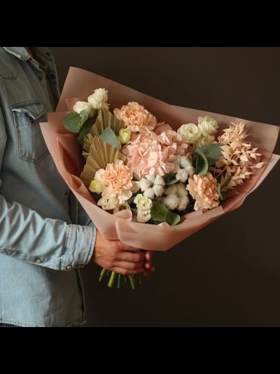 Авторский букет цветов "Розмари"