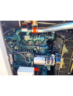 Дизельный генератор ZEUS AD200-T400R в шумозащитном кожухе