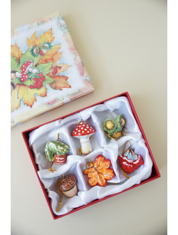 Комплект елочных игрушек "Плоды леса" в авторской коробке