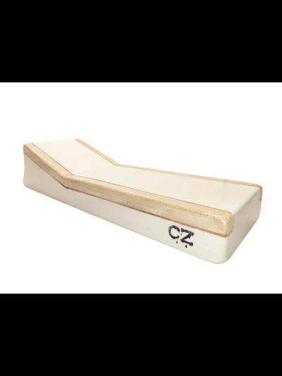 Уступ изогнутый