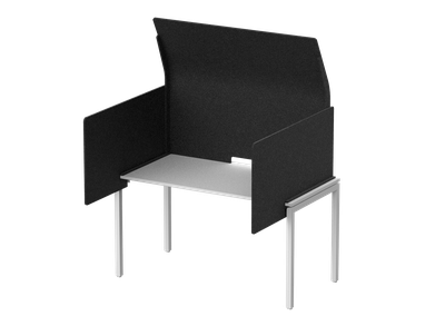 Кабина с высоким экраном-парусом и выступающими боковыми стенками