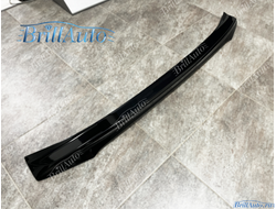 Спойлер Lexus LX 07-15 стекло черный