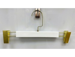 T88W Вешалка деревянная белая с золотой прищепкой