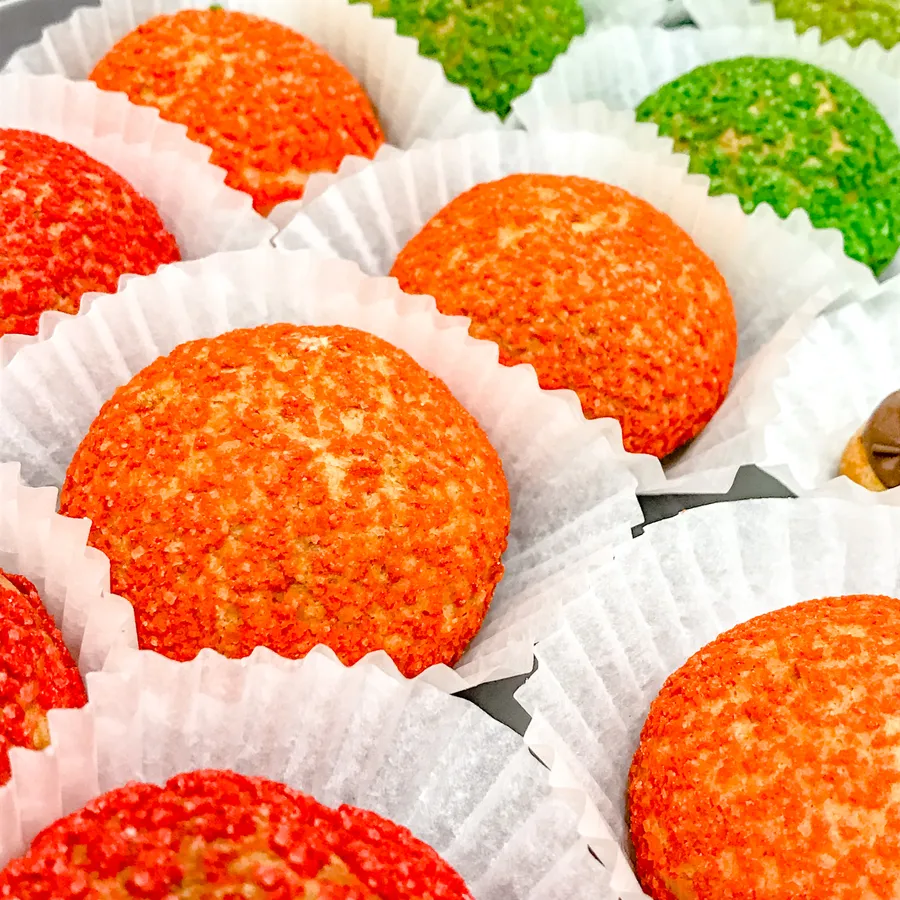 Заварное пирожное (Шу)
Начинки: апельсиновая, кокосовая, карамель-попкорн
140 руб/1 шт, минимальный заказ 20 шт одного вкуса 