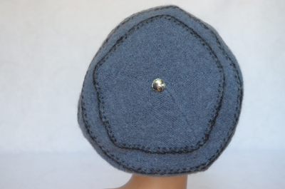 Теплый зимний берет для женщин Vizio Италия фото