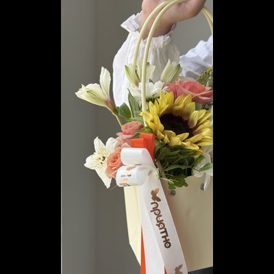 Цветочная композиция учителю / воспитателю № 803