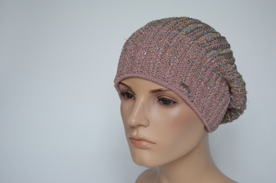 rozoviy-beret-vesna-osen-s-lyureksom-vizio-italiya-7066