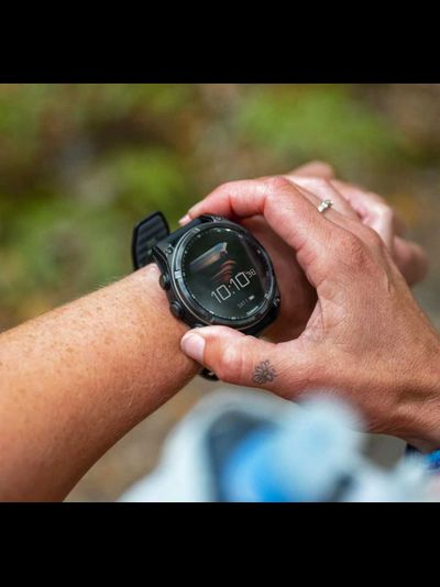 Часы Garmin Fenix 8 —47mm Solar Sapphire Carbon Gray DLC Titanium Black / Pebble Gray