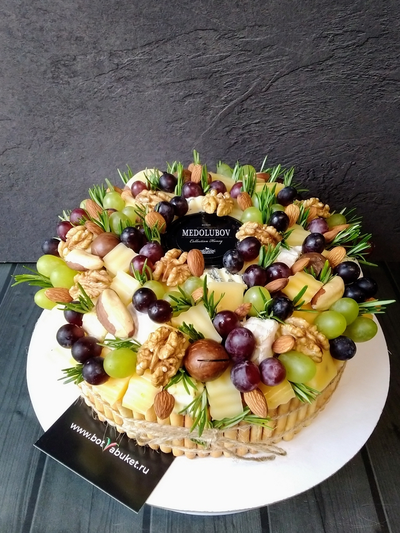 Торт "Сырный  гурман"