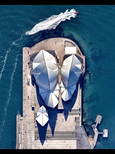 Картина обогреватель, спутниковое фото здания Оперы в Сиднее