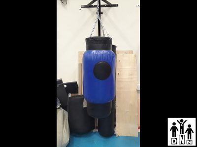 Боксерский мешок Хот-Дог DNN 110х35см тент Корея черный/синий