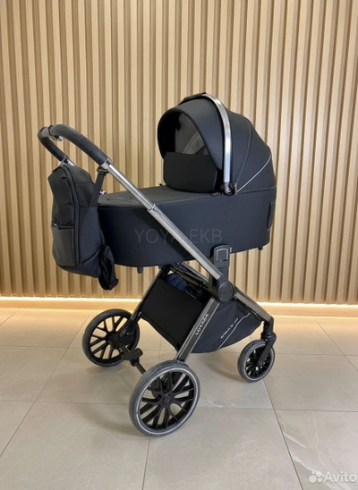 Детская коляска 3 в 1 Luxmom 888X Черный