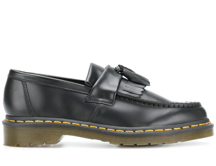 Лоферы Dr.Martens с бахромой черные купить