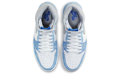 купить дёшево мужские кроссовки Nike Air Jordan 1 Retro High OG 'Hyper Royal' 555088-402