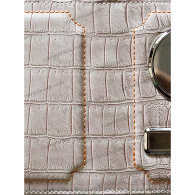 «КРОКОДИЛ» КОЖАНАЯ ОБЛОЖКА ДЛЯ АВТОДОКУМЕНТОВ В КОМПЛЕКТЕ С ЛИНЗАМИ. ЦВЕТ: БЕЖЕВЫЙ.