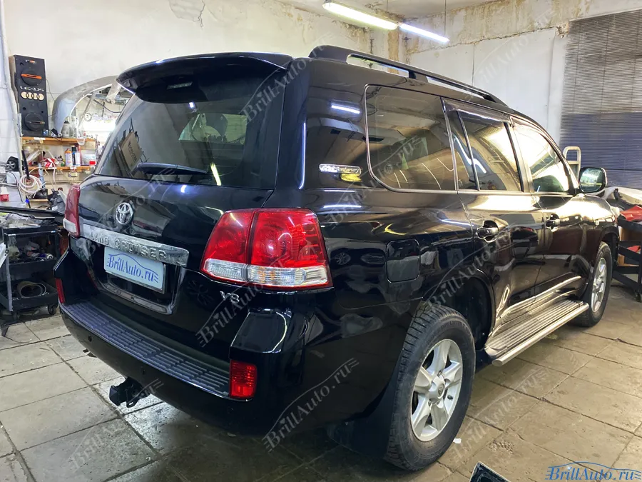 Рестайлинг Ленд Крузер 200 из 2008 в 2021 Lounge