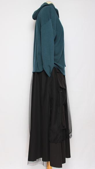 Юбка  "Широкая сетка карманы" чёрная до р.54