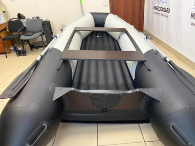 Моторная лодка Хантер 345 ЛКА транец