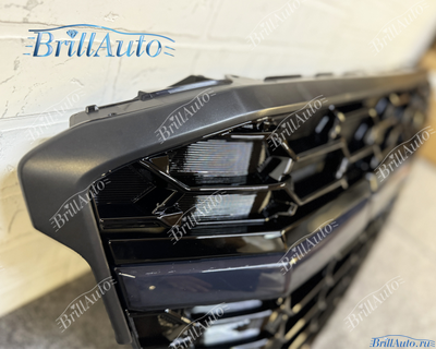 Решетка Toyota Land Cruiser 300 LED антихром