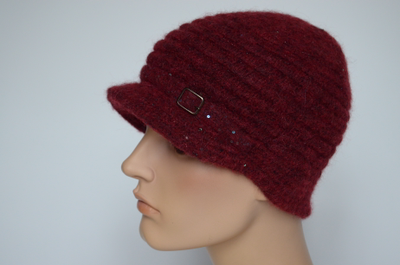 Вязаная кепка жокейка для женщин Vizio Италия 6994 VK бордовая