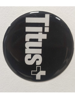 Наклейка D30 TITUS