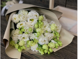 Букет белых эустом "Приятное напоминание"