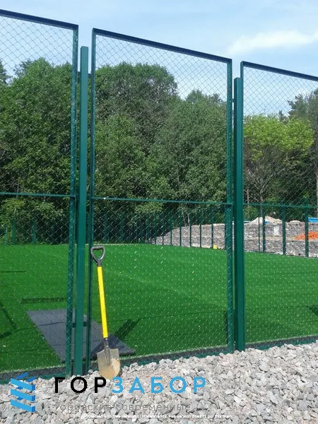 Секционное сетчатое ограждение под ключ