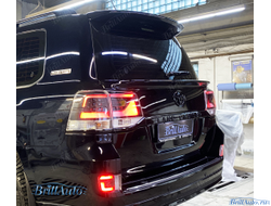 Спойлер Toyota Land Cruiser 200 16-21 черный