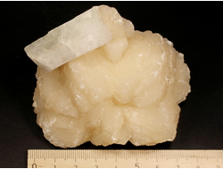 Стильбит, Апофиллит, Индия (77*65*53 мм, 233 г) №28814