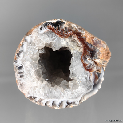 Агат, половинка. Бразилия. 40*45*36мм