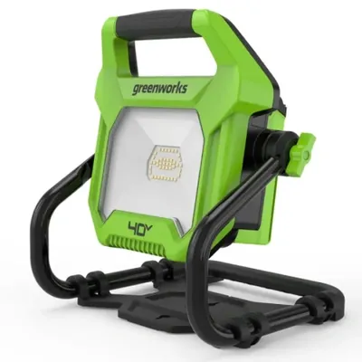 LED-прожектор Greenworks G40WLH с гибридным питанием 40V