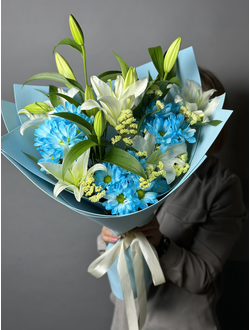 Букет из лилий и хризантемы