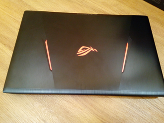 ASUS ROG STRIX GL753VE-GC047T ( 17.3 FHD IPS i7-7700HQ GTX1050Ti(4Gb) 16Гб 1Tб + 128SSD  )
