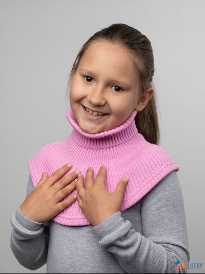 Манишка  21-32, цвет ярко-розовый р. 1( универсальный от 1 года)