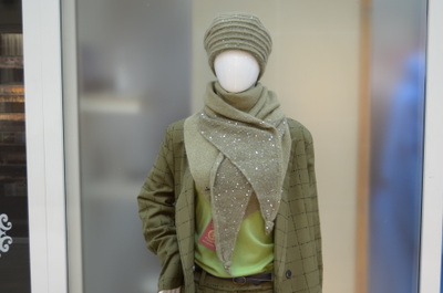 olivkoviy-sharf-platok-zhenskiy-s-payetkami-italiya-vizio-6943