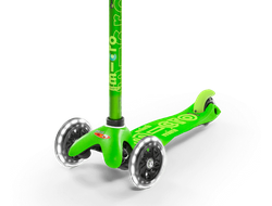 Самокат MINI MICRO Deluxe Green (зеленый) LED светящиеся колеса