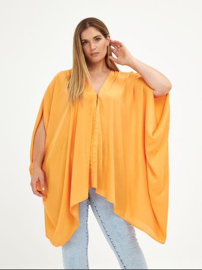 Женская блузка с принтом большого размера в модном бутике XLady