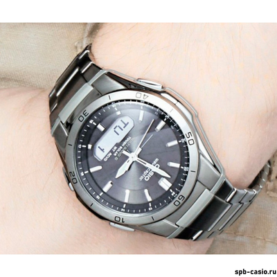 Часы Casio WVA-M640TD-1A