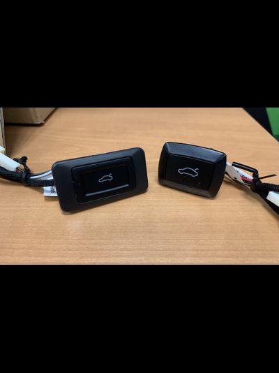 TAOS Электро подъемник крышки багажника (5-й двери)