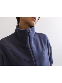 Куртка на молнии хлопковый велюр укороченная (черничный)