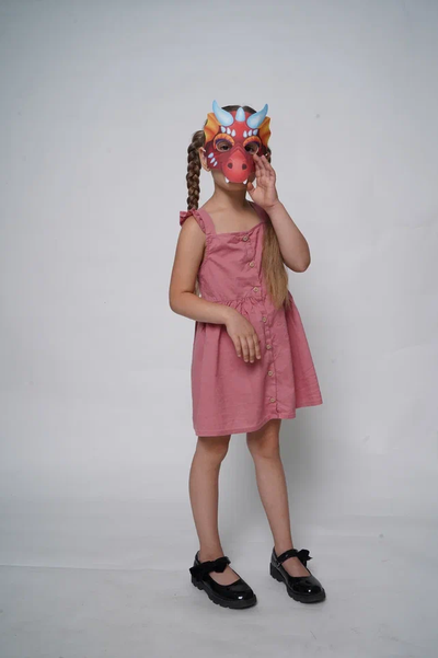 Кукольный театр. Маска "Красный дракон"